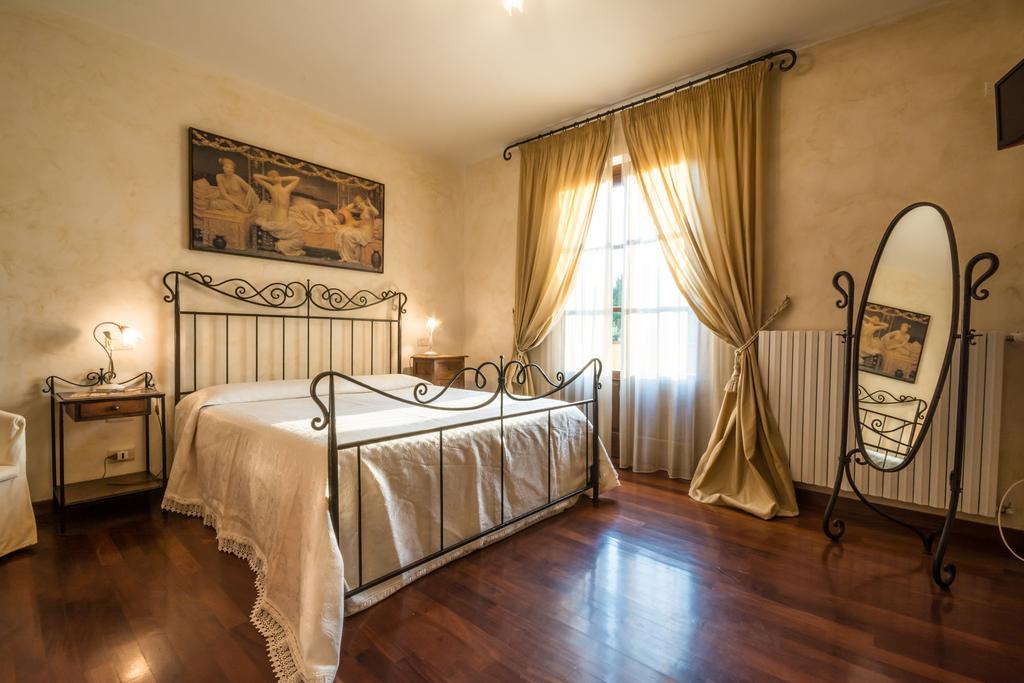 Maesta' Di Cudino Arezzo